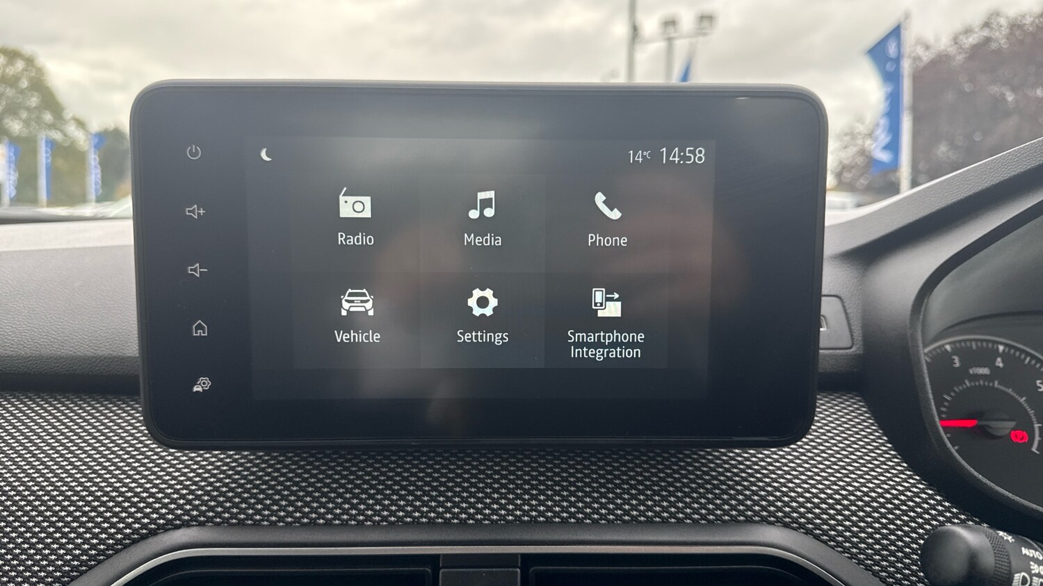 Used Dacia Sandero Stepway 2024 for sale - 76196328: Photo 12