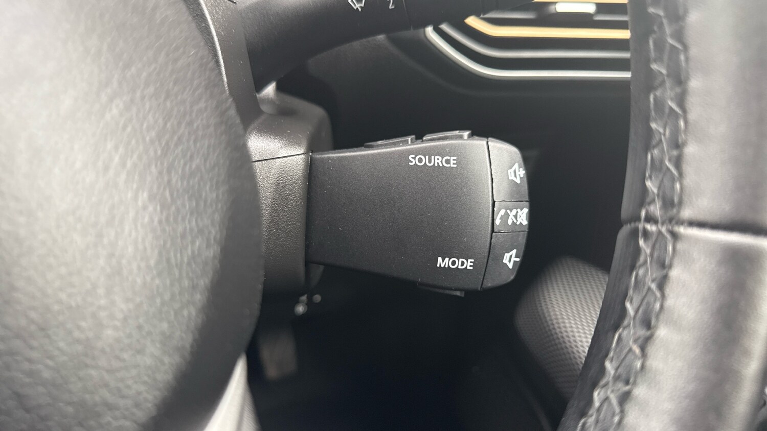 Used Dacia Sandero Stepway 2024 for sale - 76196328: Photo 25