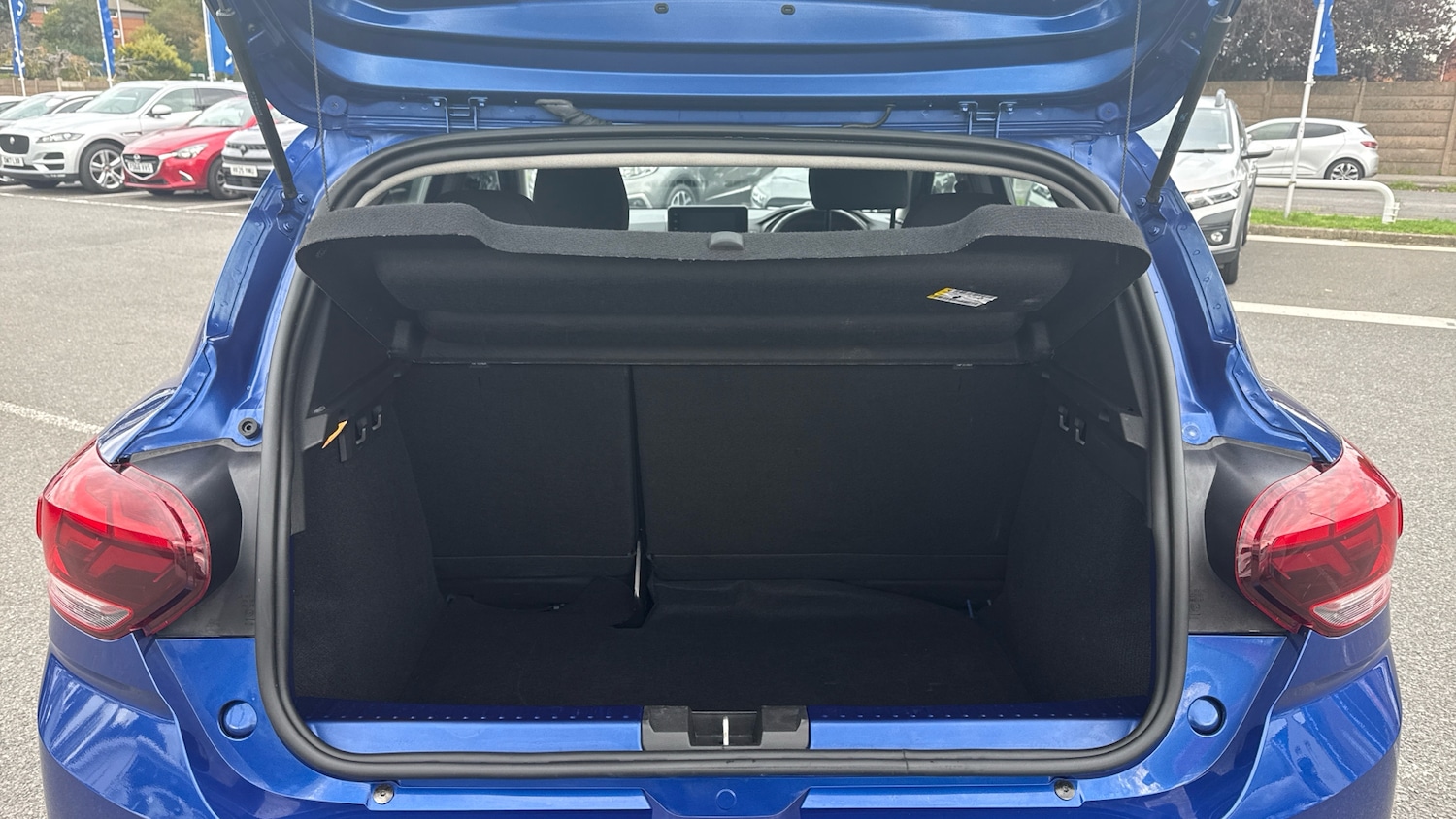 Used Dacia Sandero Stepway 2024 for sale - 76196328: Photo 4