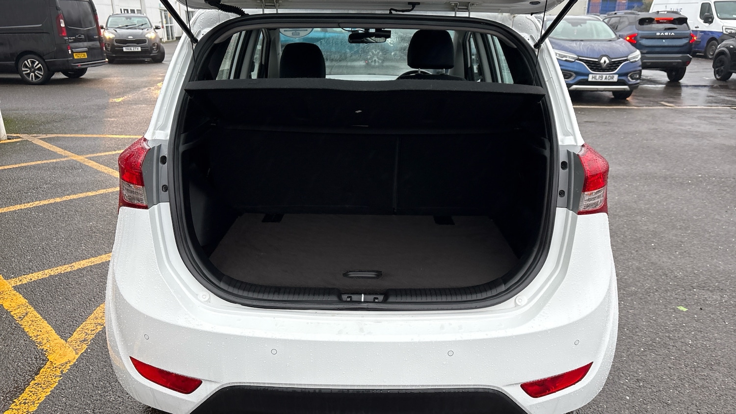 Used Honda Jazz 2020 for sale - 77282942: Photo 4