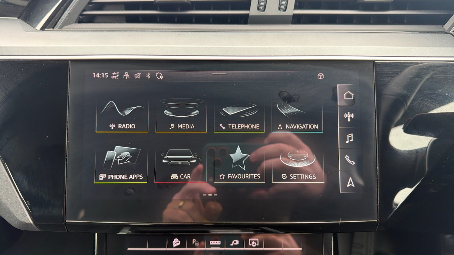 Used Audi e-tron 2022 for sale - 78081624: Photo 12