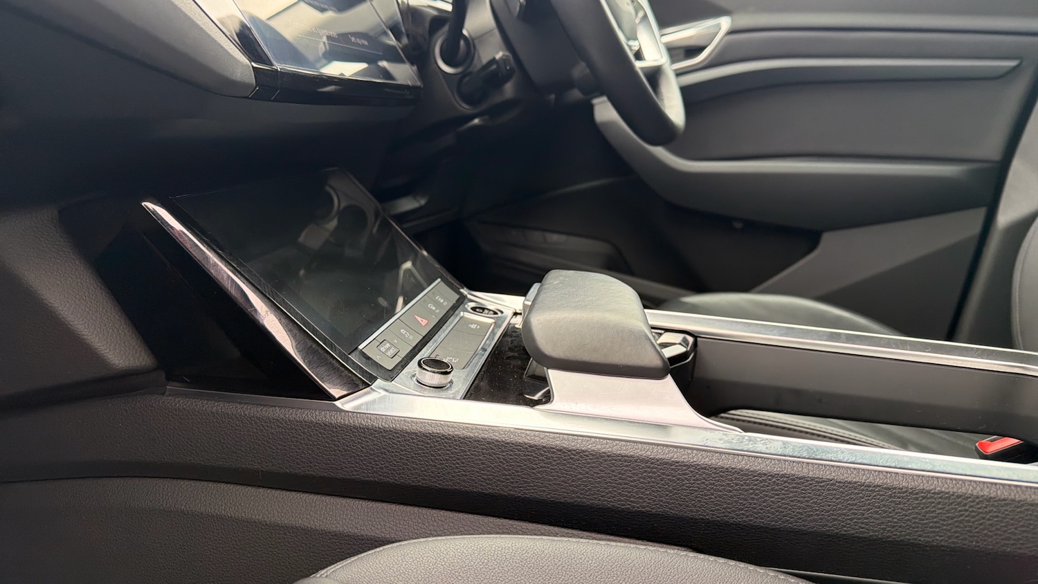 Used Audi e-tron 2022 for sale - 78081624: Photo 13