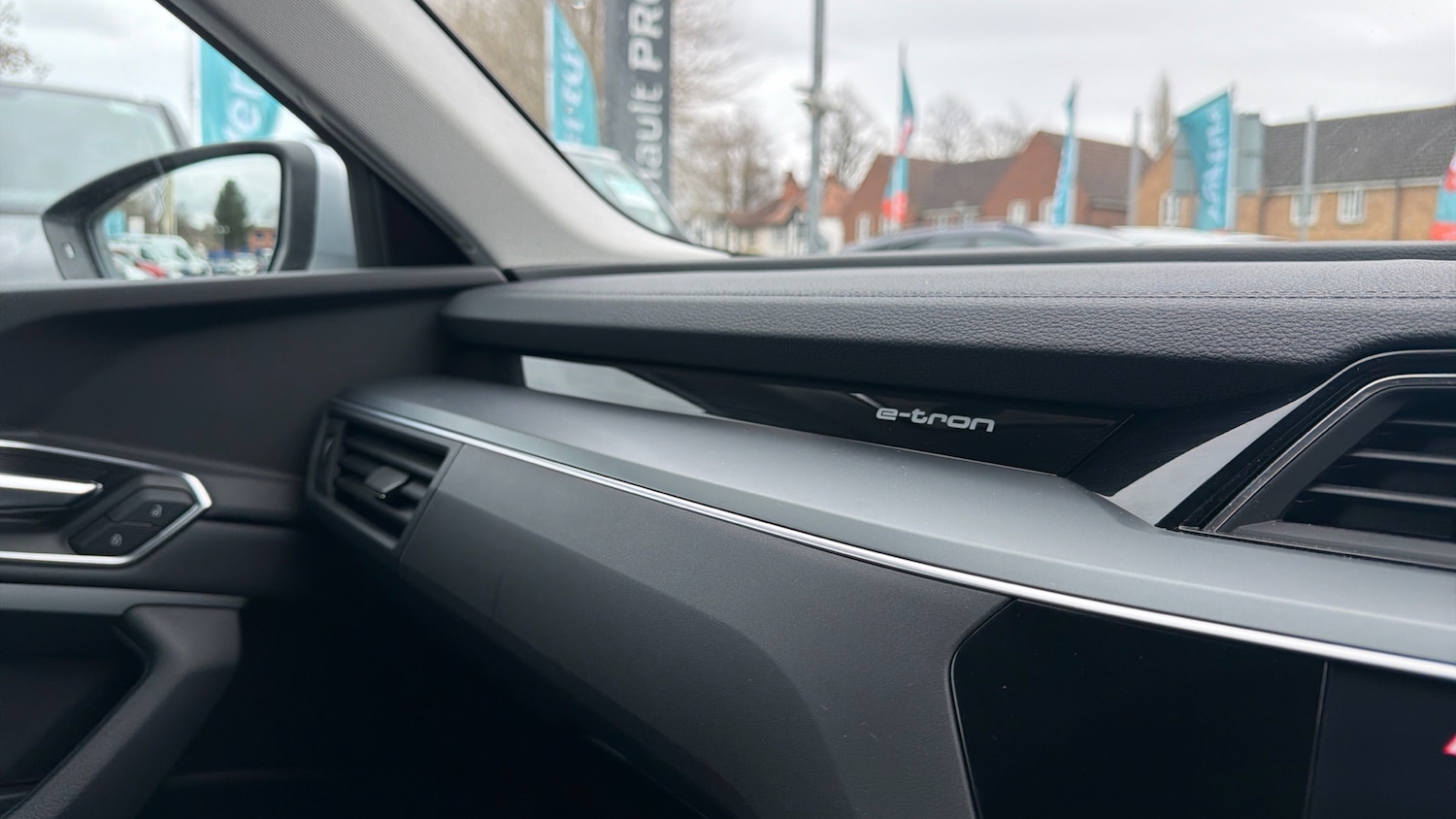 Used Audi e-tron 2022 for sale - 78081624: Photo 38