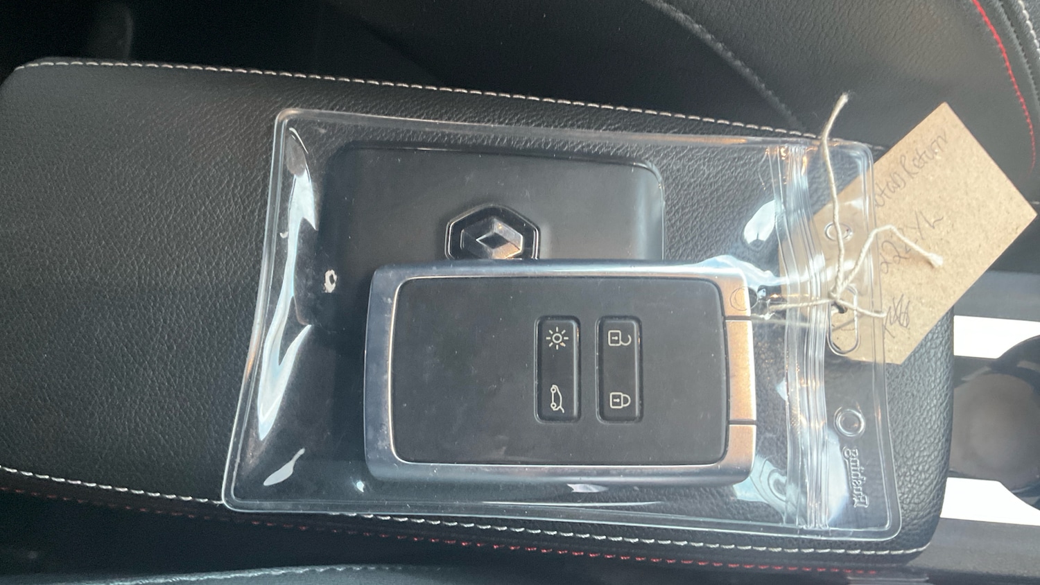 Used Renault Captur 2022 for sale - 77735491: Photo 20