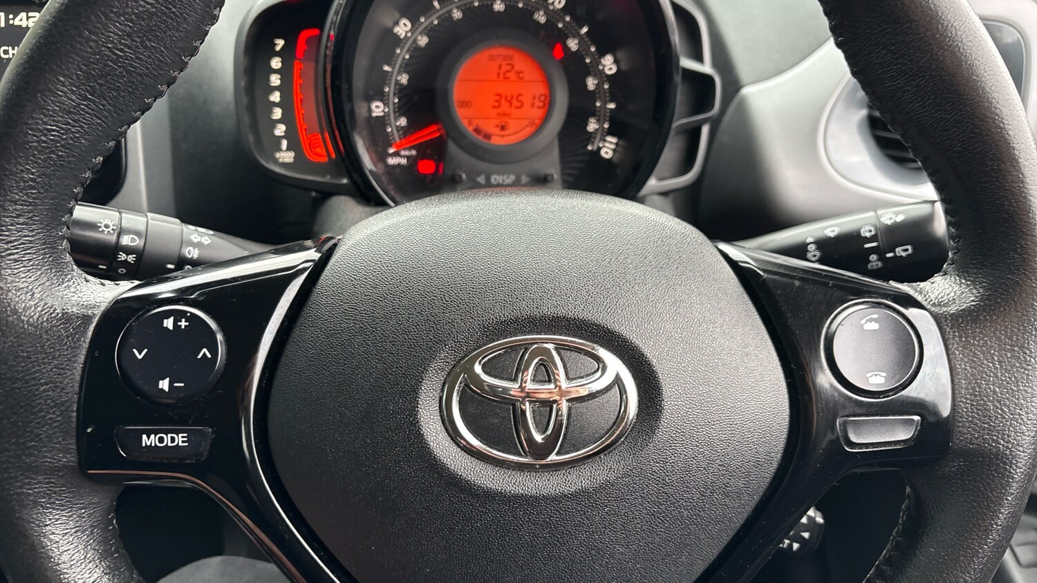 Used Toyota AYGO 2018 for sale - 76603267: Photo 23