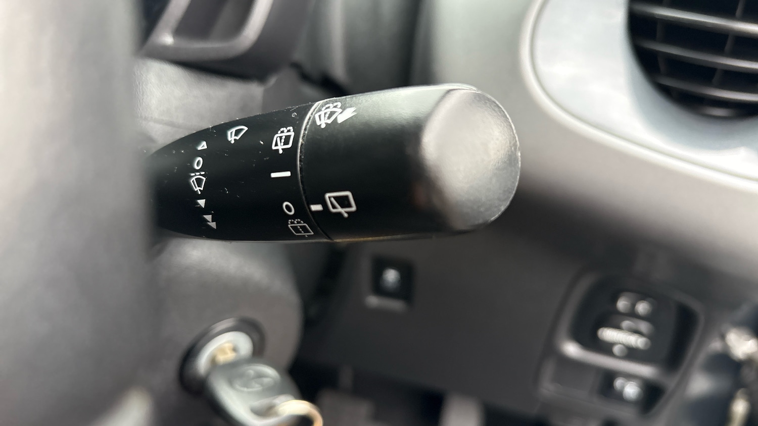 Used Toyota AYGO 2018 for sale - 76603267: Photo 37