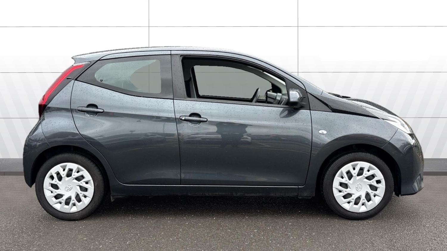 Used Toyota AYGO 2018 for sale - 76603267: Photo 5