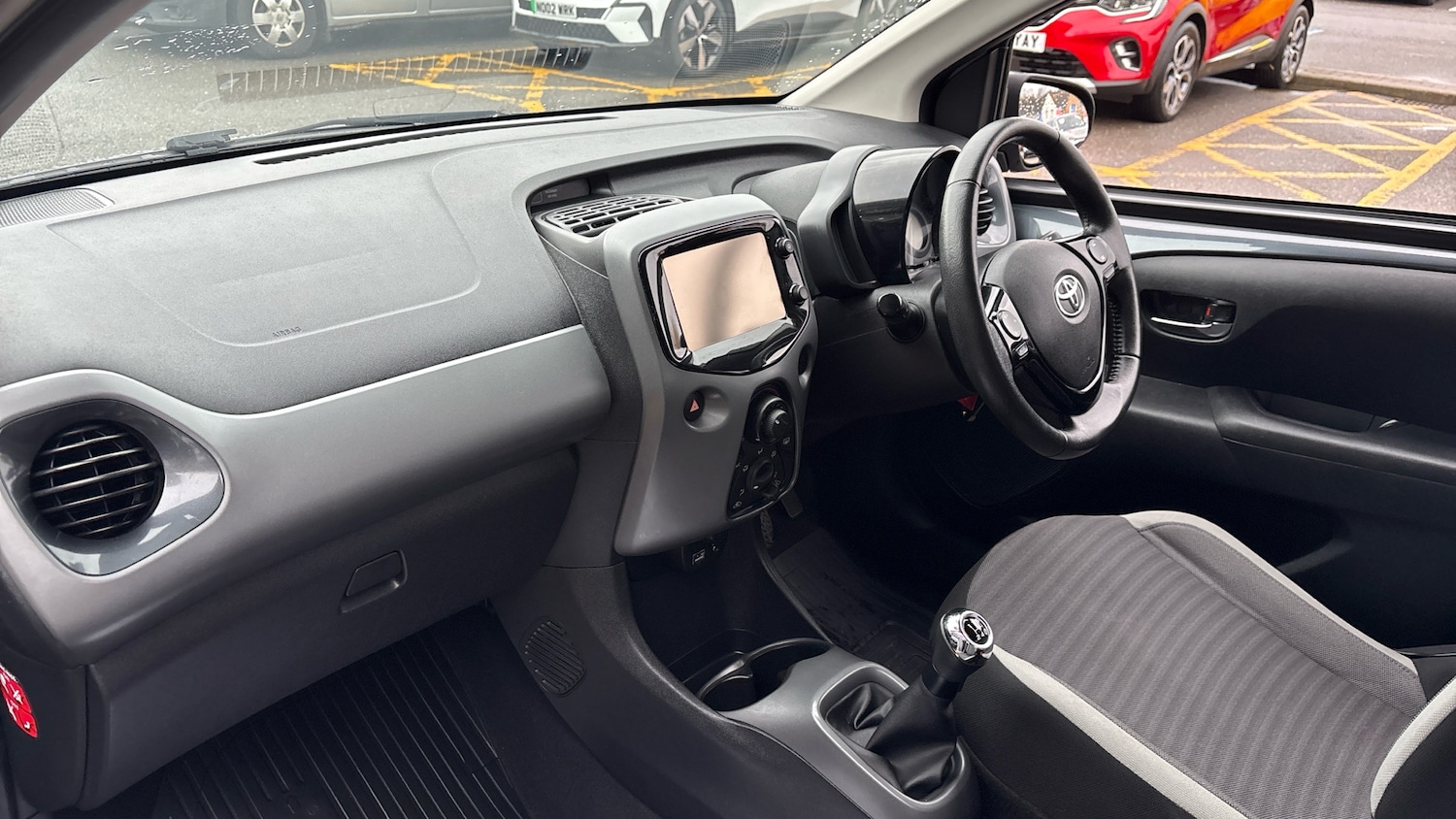 Used Toyota AYGO 2018 for sale - 76603267: Photo 9