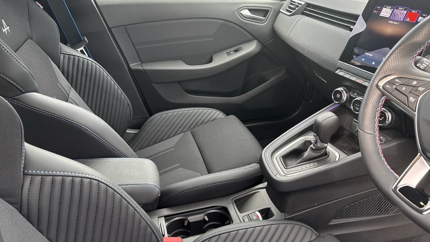 Used Renault Clio 2025 for sale - 76164402: Photo 14