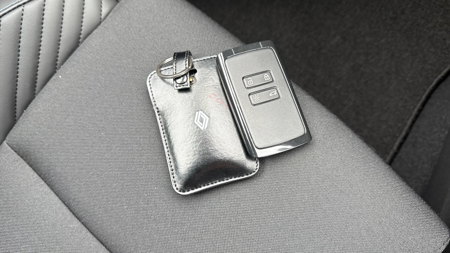 Used Renault Clio 2025 for sale - 76164402: Photo 19