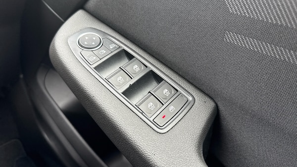Used Renault Clio 2025 for sale - 76164402: Photo 27