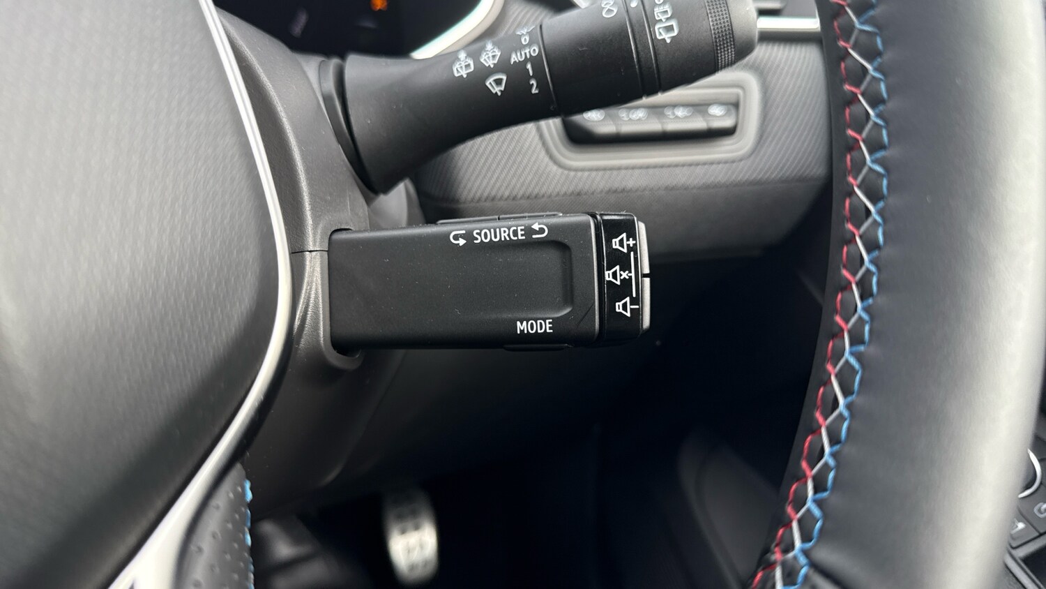 Used Renault Clio 2025 for sale - 76164402: Photo 29