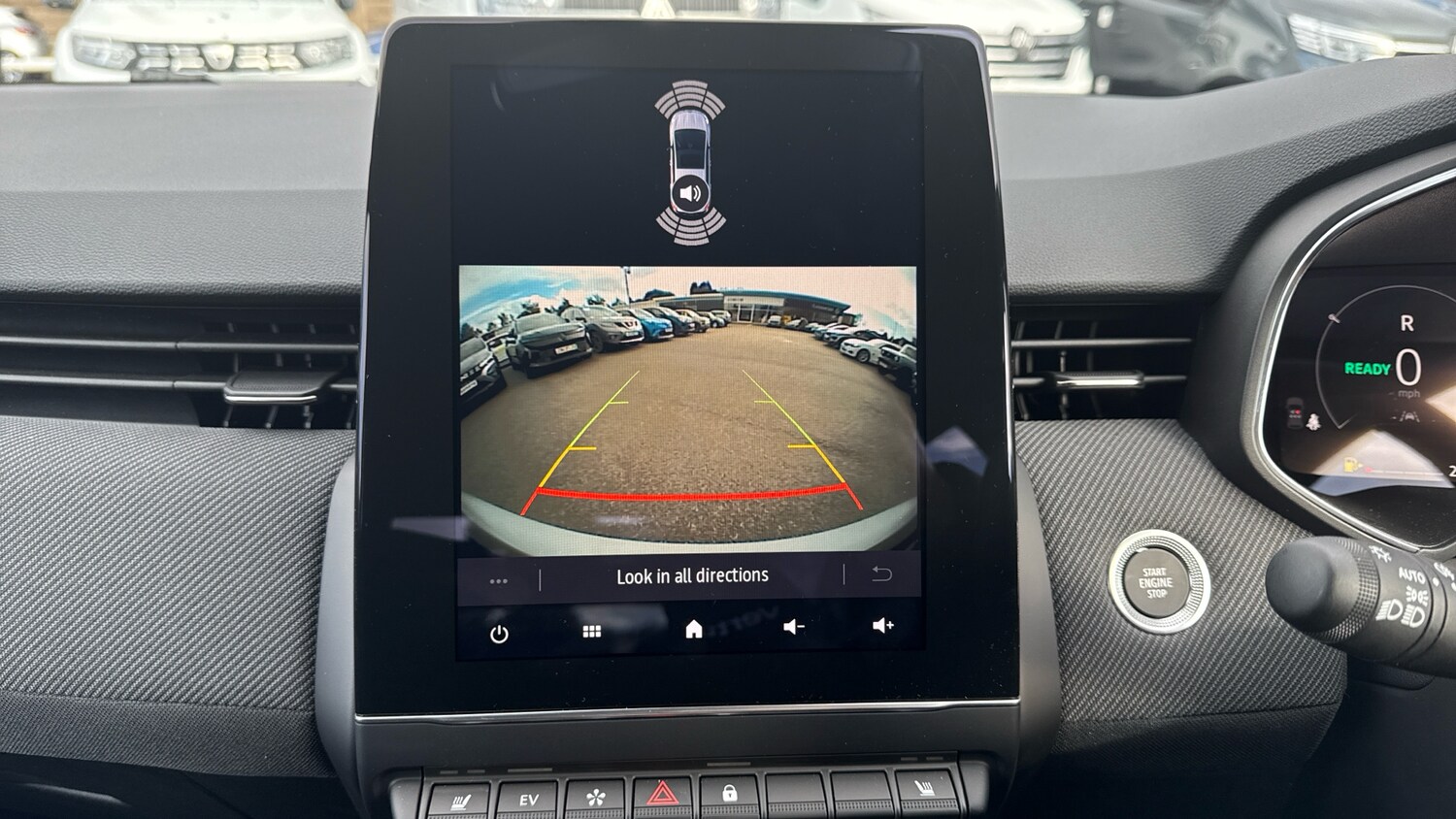 Used Renault Clio 2025 for sale - 76164402: Photo 34