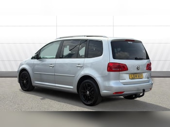 Used Volkswagen Touran 2014 for sale - 78929625: Photo