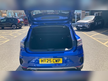 Used Renault Clio 2025 for sale - 78734170: Photo