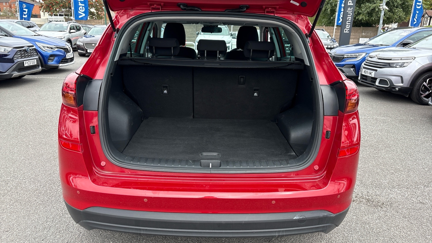 Used Hyundai TUCSON 2020 for sale - 76209208: Photo 4