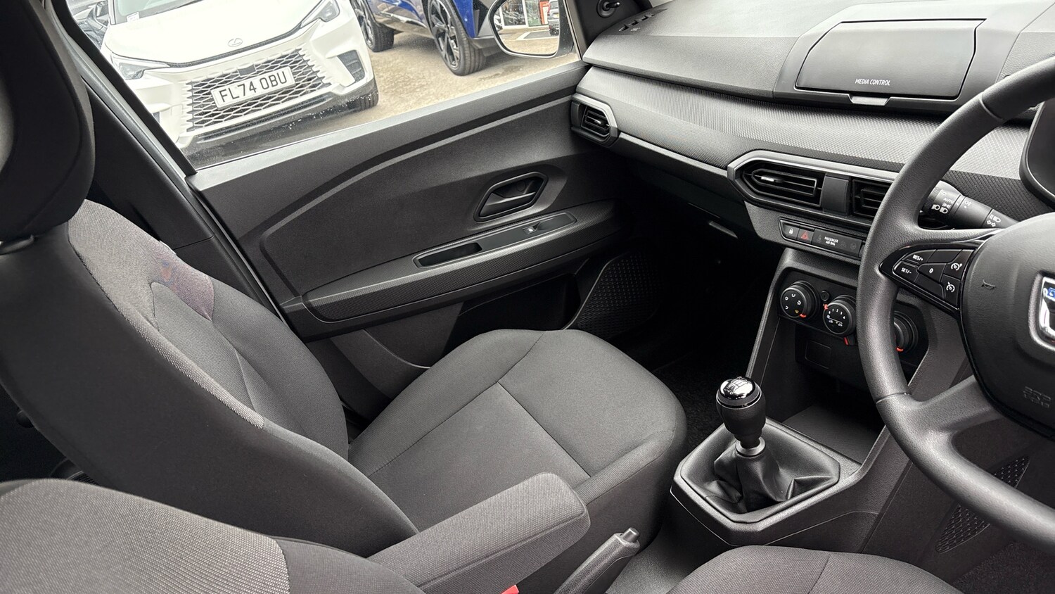 Used Dacia Sandero 2022 for sale - 76299744: Photo 14