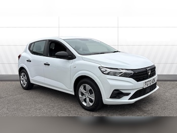 2022 (72) - 1.0 TCe Essential 5dr Bi Fuel Hatchback