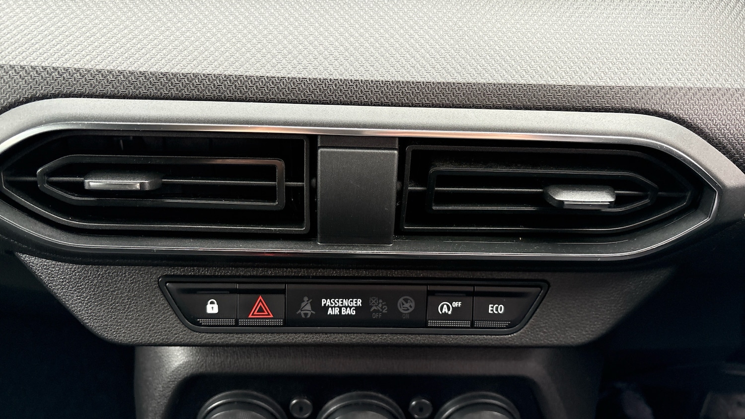 Used Dacia Sandero 2022 for sale - 76299744: Photo 24