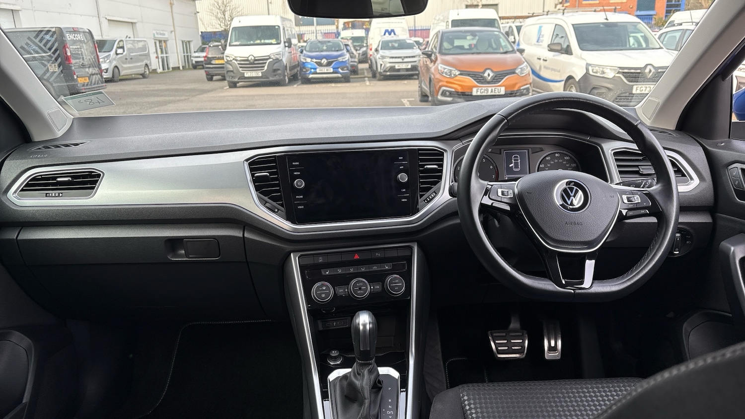 Used Volkswagen T-Roc 2021 for sale - 77606343: Photo 10