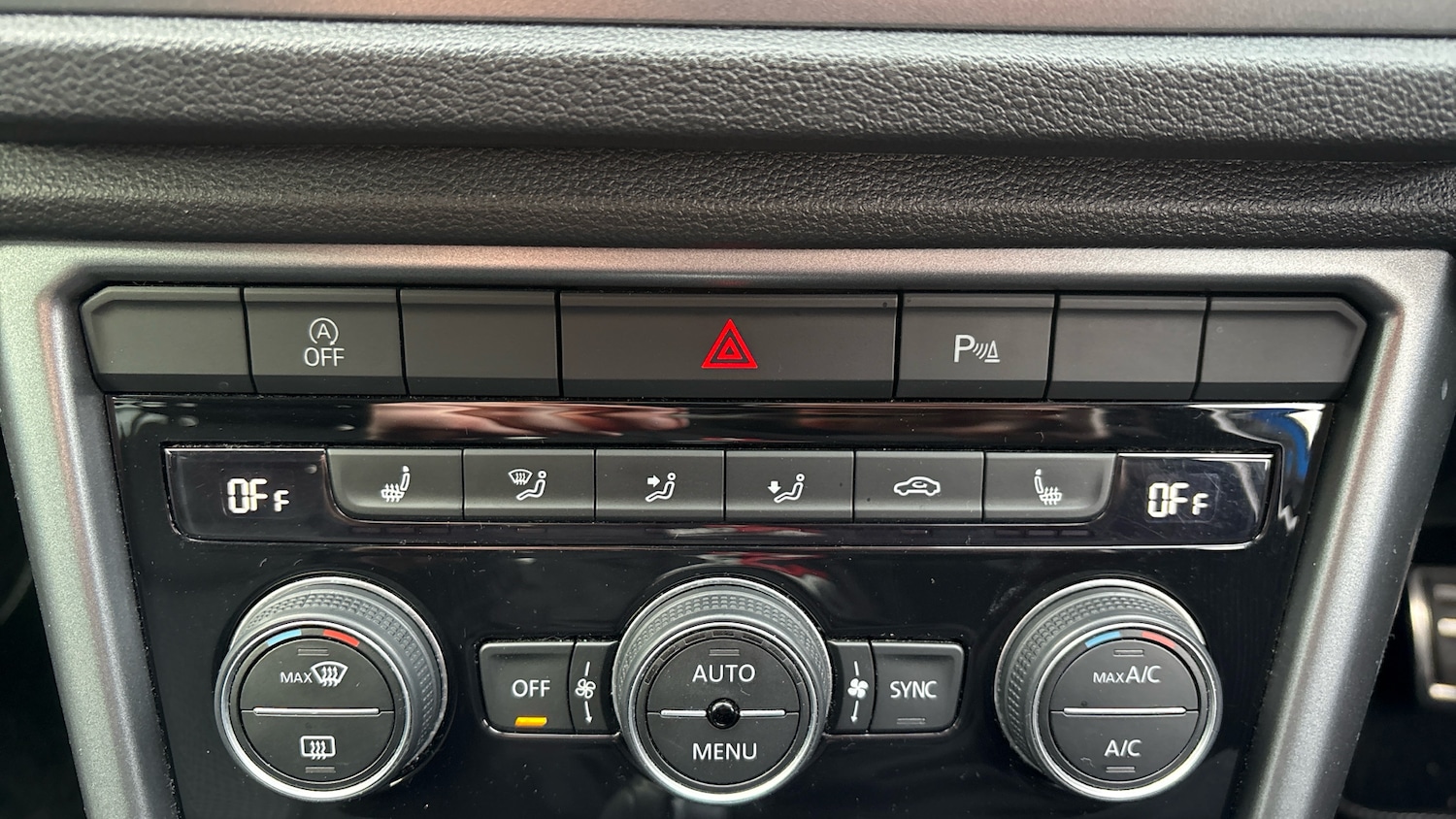 Used Volkswagen T-Roc 2021 for sale - 77606343: Photo 26