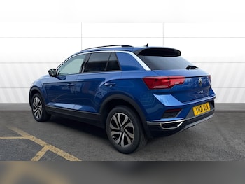Used Volkswagen T-Roc 2021 for sale - 77606343: Photo