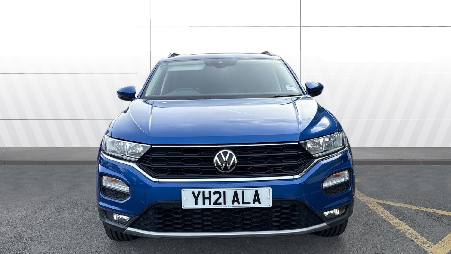 Used Volkswagen T-Roc 2021 for sale - 77606343: Photo 3