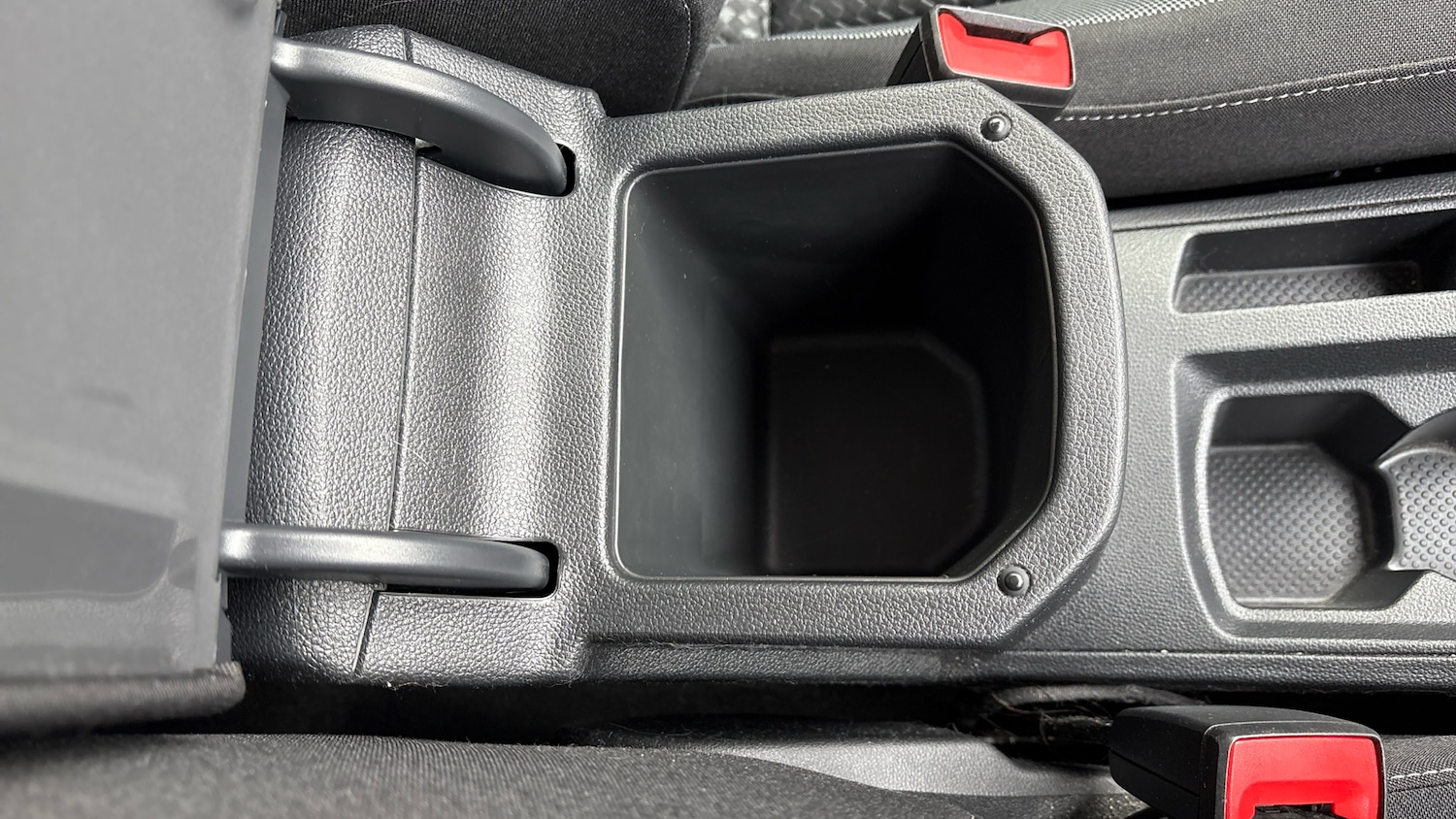 Used Volkswagen T-Roc 2021 for sale - 77606343: Photo 34