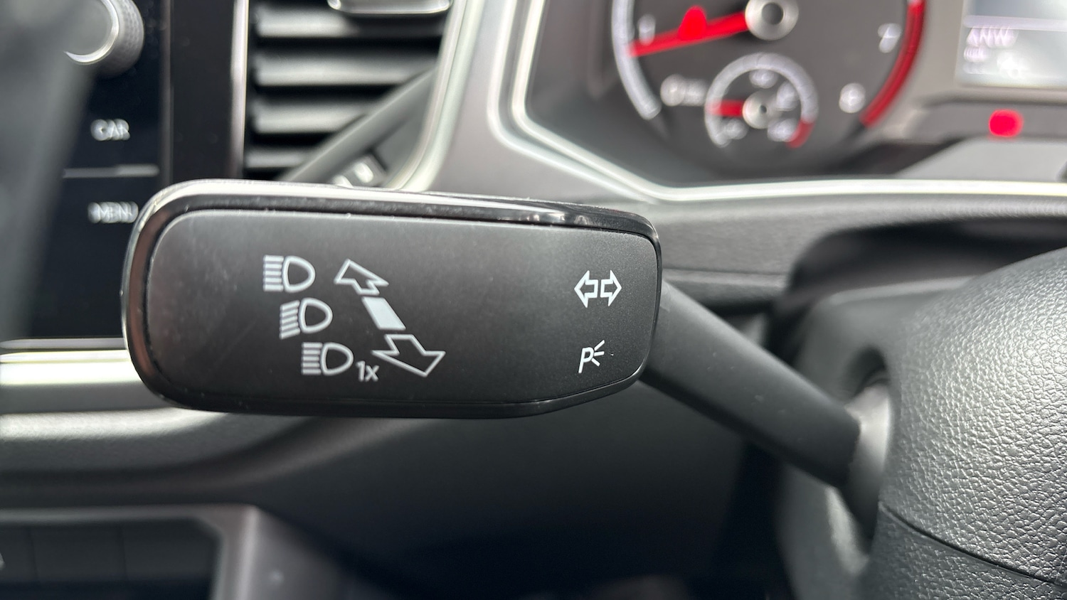 Used Volkswagen T-Roc 2021 for sale - 77606343: Photo 39