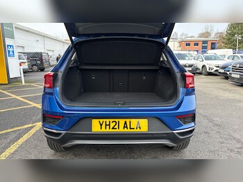 Used Volkswagen T-Roc 2021 for sale - 77606343: Photo