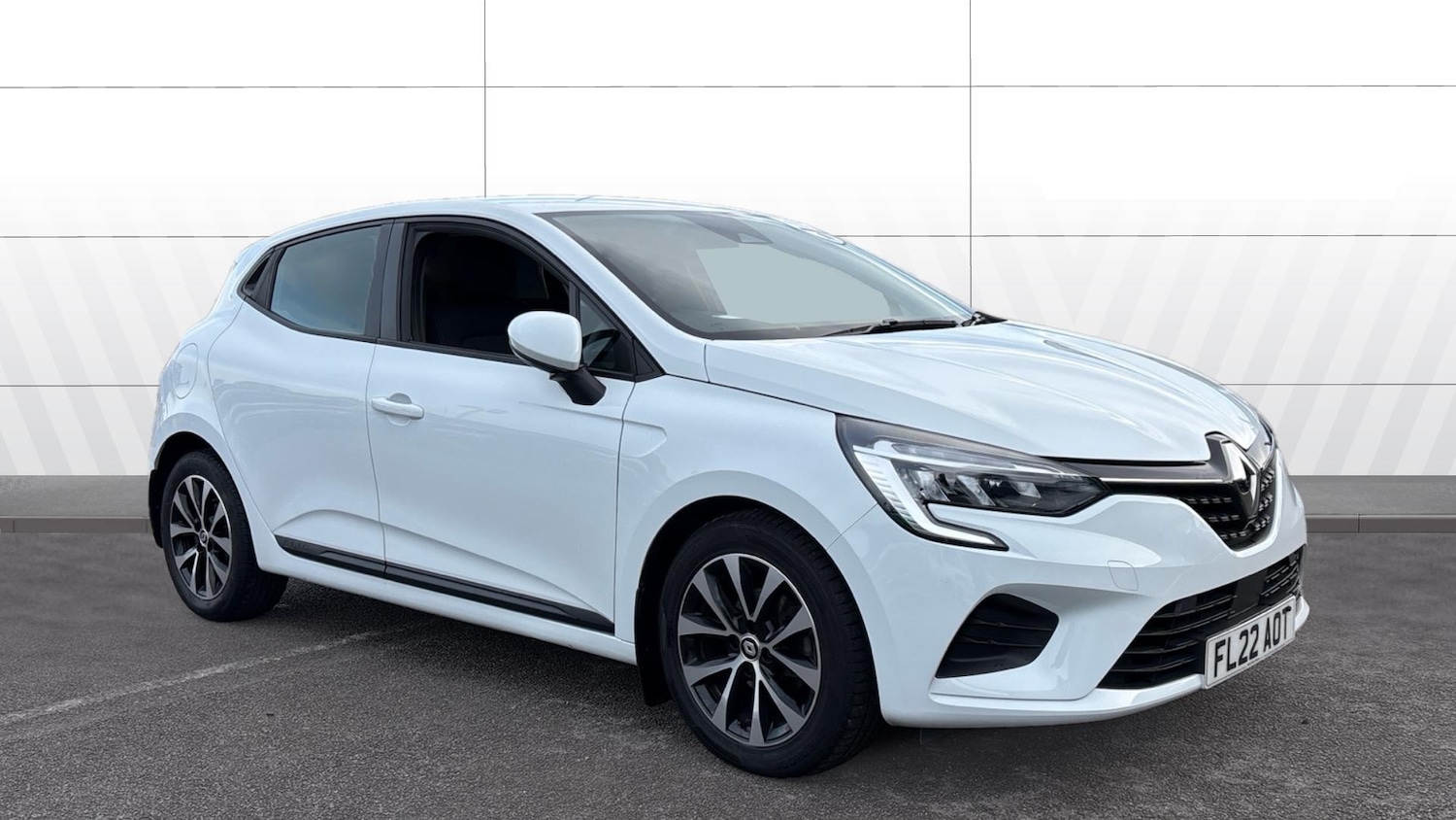 Used Renault Clio 2022 for sale - 76719187: Photo 1