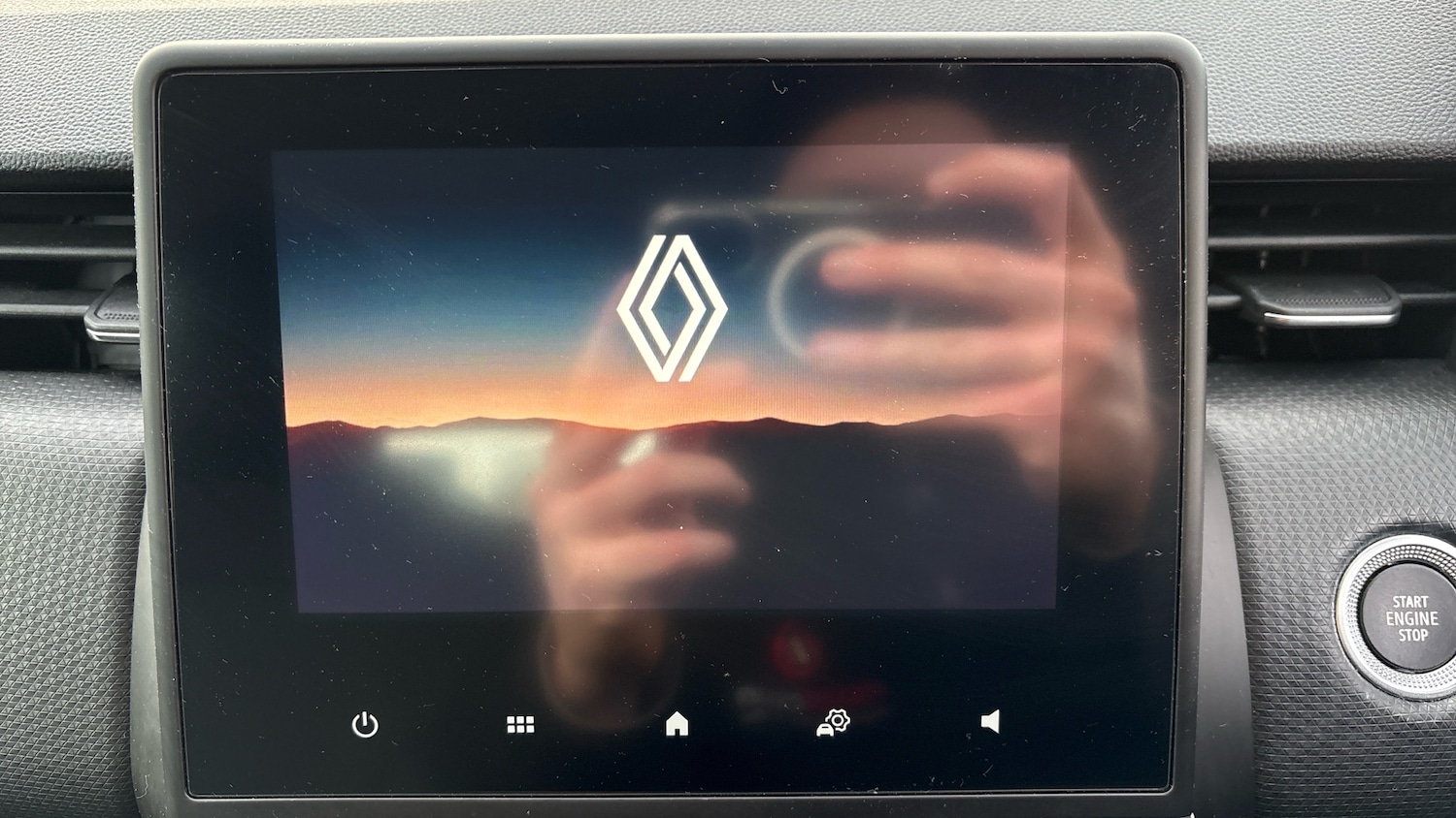 Used Renault Clio 2022 for sale - 76719187: Photo 12