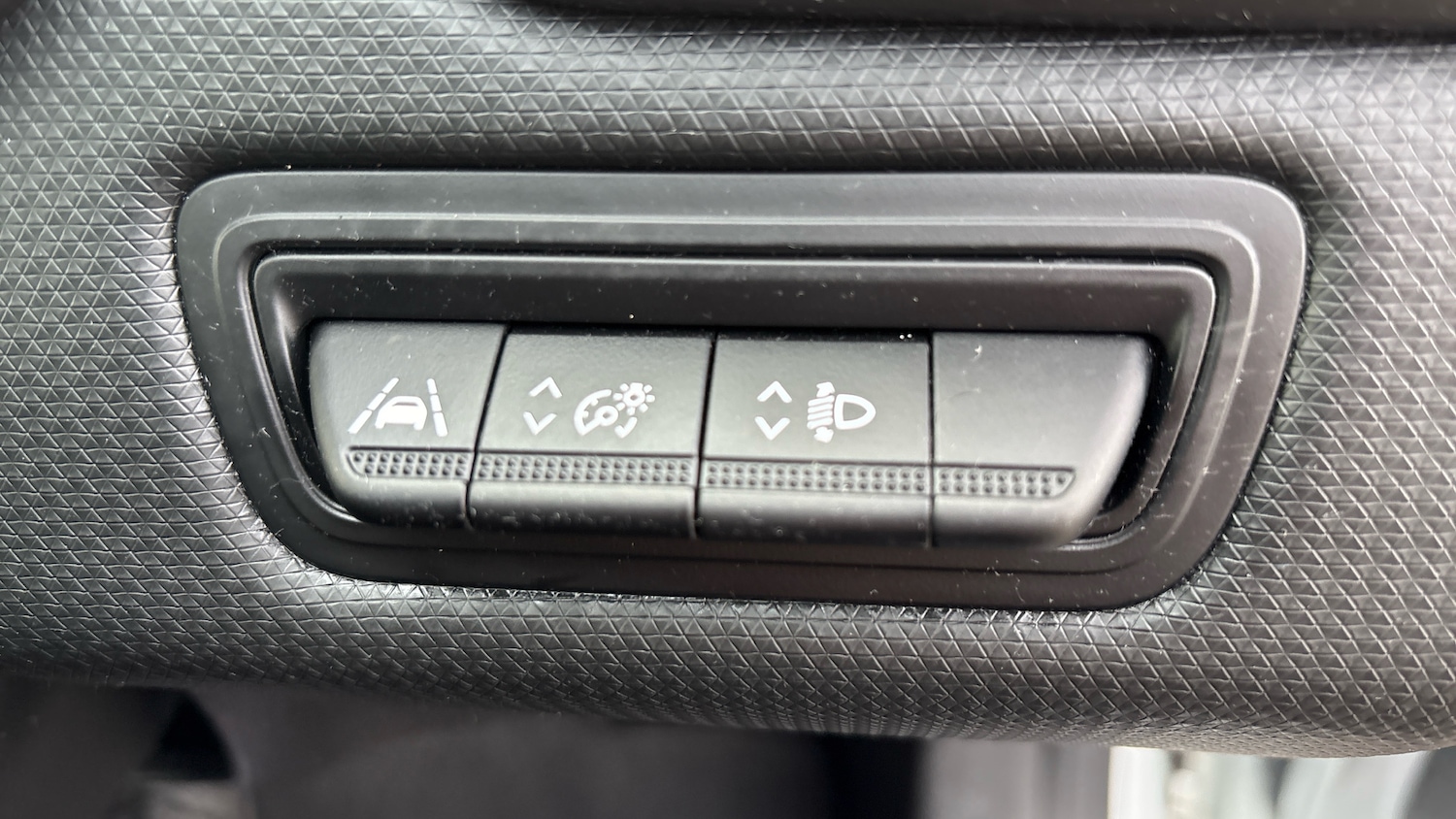 Used Renault Clio 2022 for sale - 76719187: Photo 40