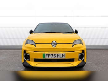 Used Renault 5 2025 for sale - 76855349: Photo