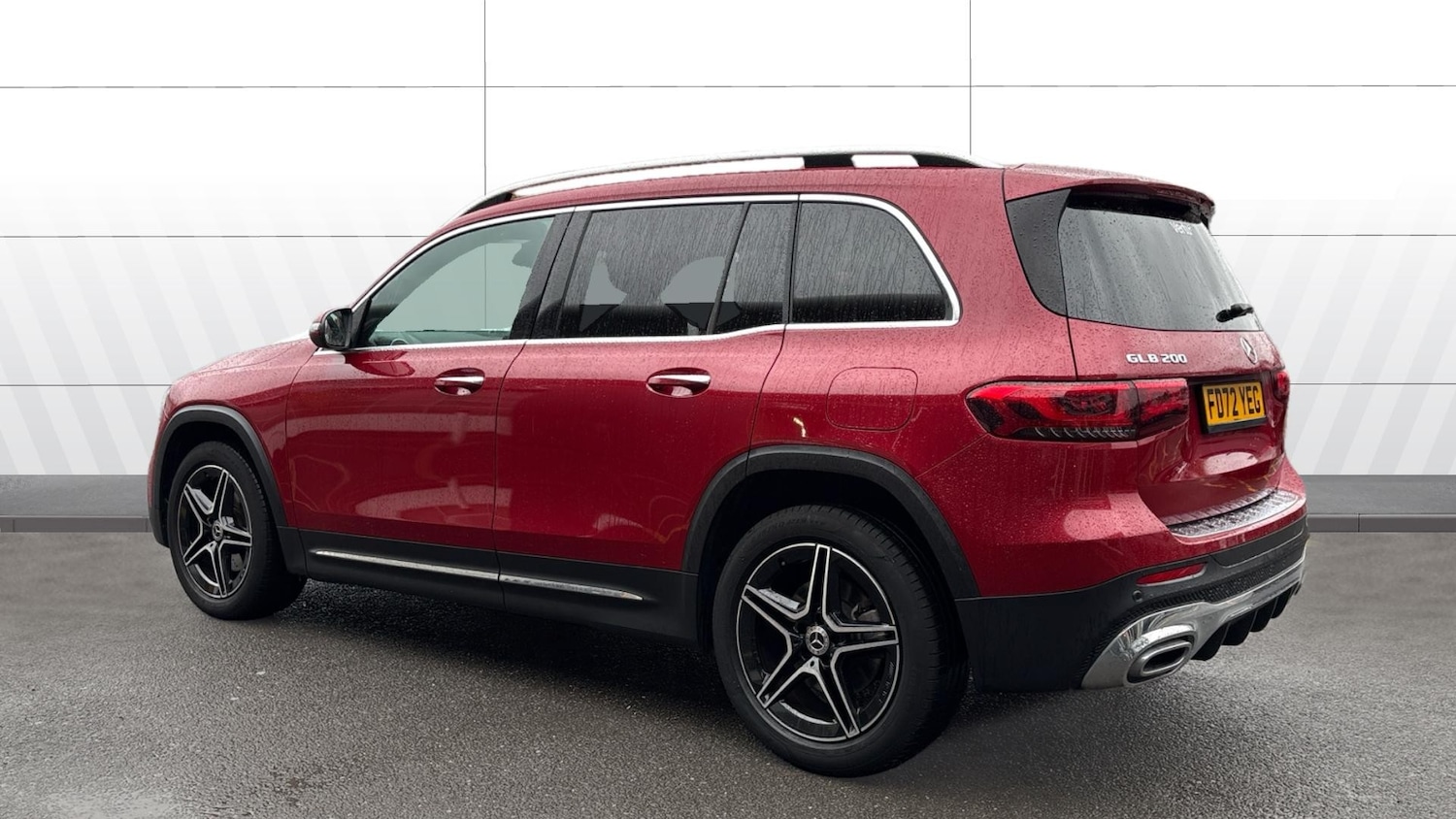 Used Mercedes-Benz GLB 2023 for sale - 77452991: Photo 2