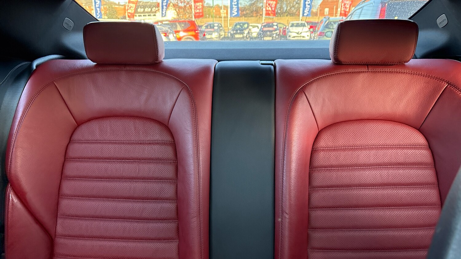 Used Mercedes-Benz C Class 2019 for sale - 76627891: Photo 15