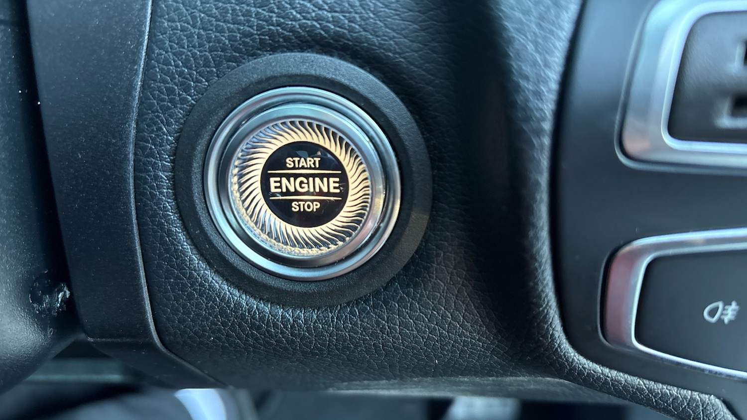 Used Mercedes-Benz C Class 2019 for sale - 76627891: Photo 38