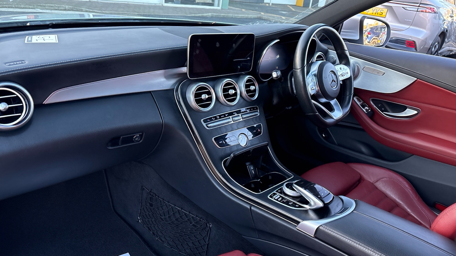 Used Mercedes-Benz C Class 2019 for sale - 76627891: Photo 9