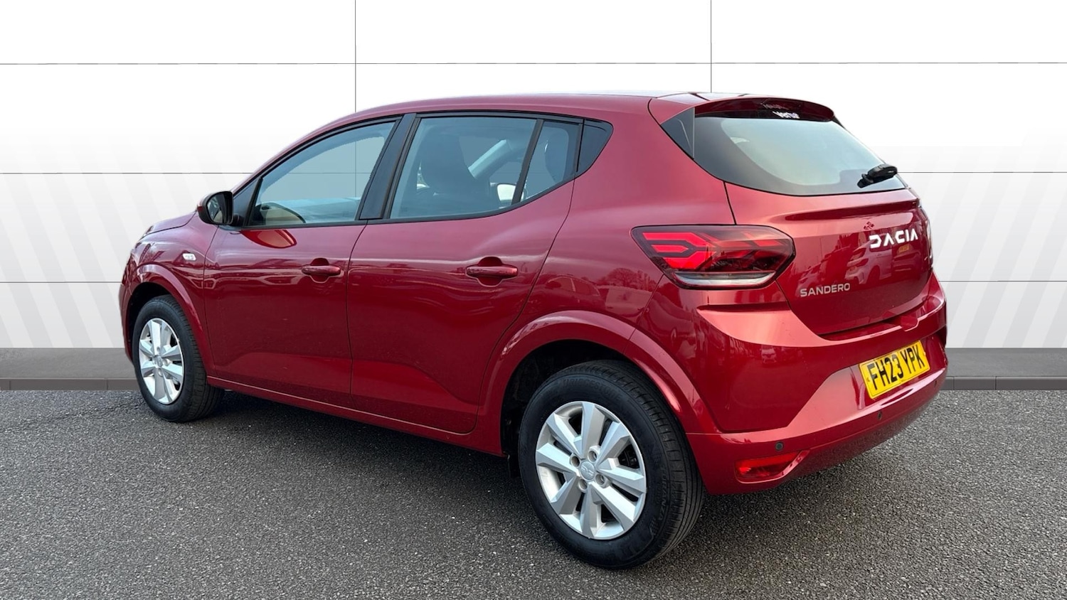 Used Dacia Sandero 2023 for sale - 76818774: Photo 2