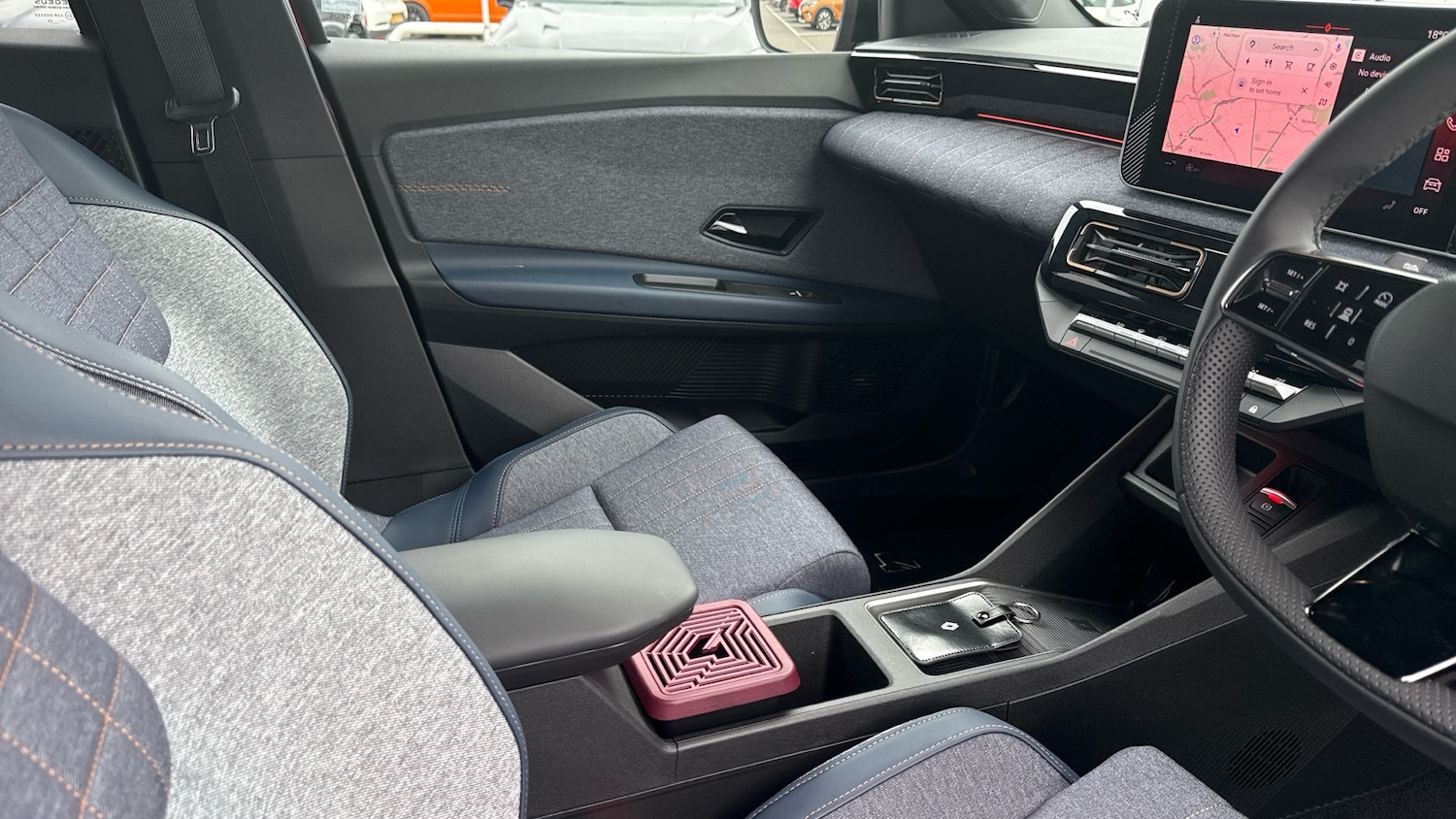 Used Renault 4 2025 for sale - 76344552: Photo 14