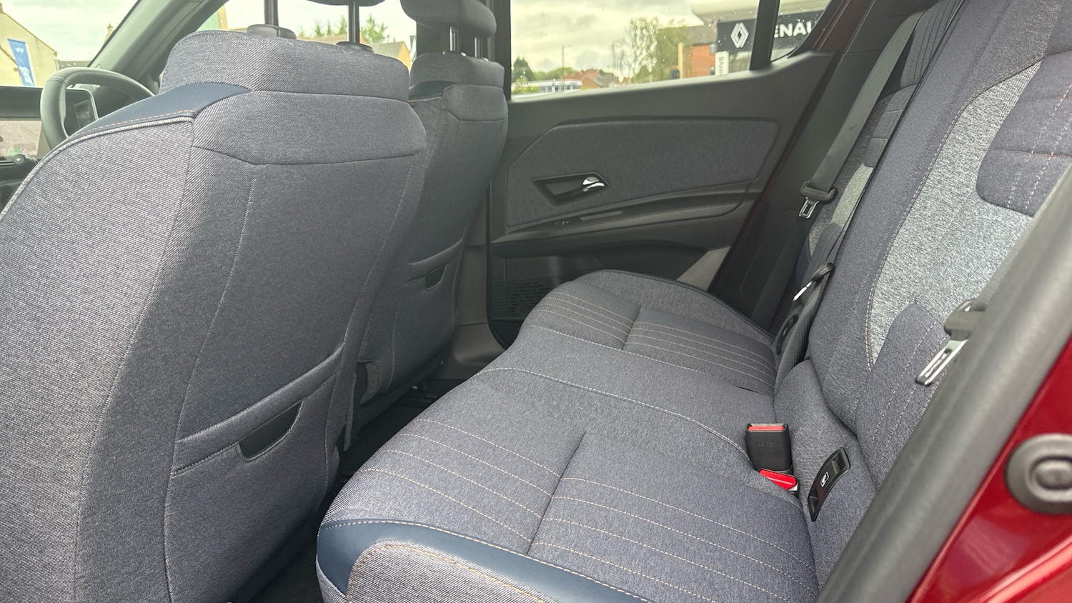 Used Renault 4 2025 for sale - 76344552: Photo 16