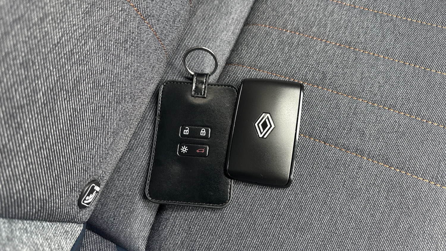 Used Renault 4 2025 for sale - 76344552: Photo 19