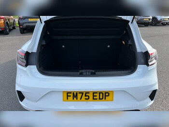 Used Renault Clio 2026 for sale - 77963062: Photo