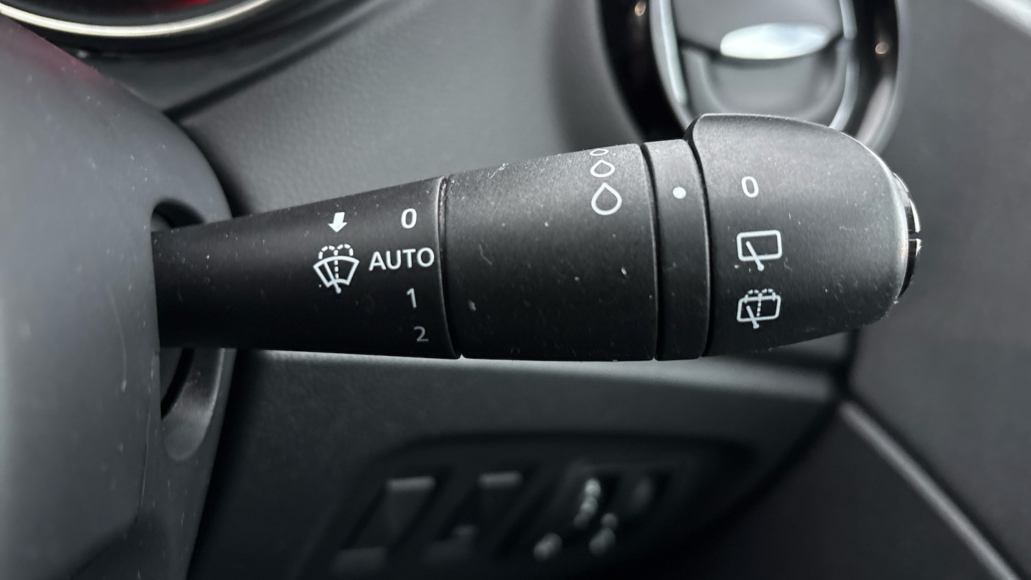 Used Renault Captur 2019 for sale - 77460168: Photo 38