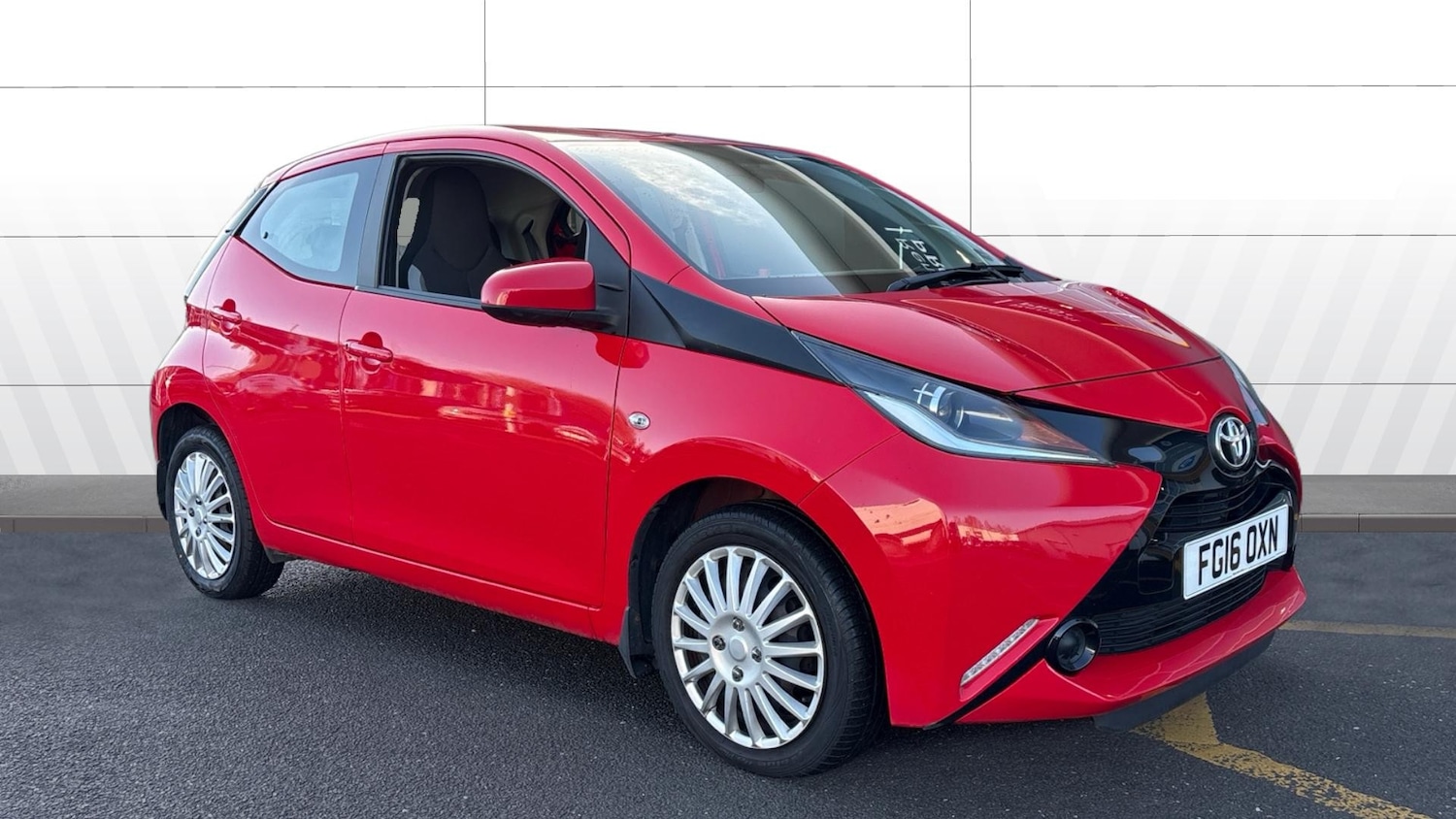 Used Toyota AYGO 2016 for sale - 77363943: Photo 1