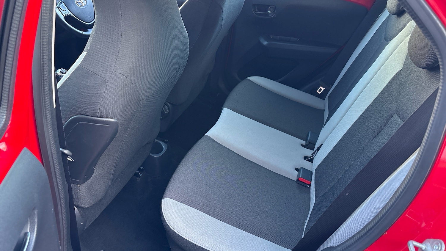Used Toyota AYGO 2016 for sale - 77363943: Photo 16