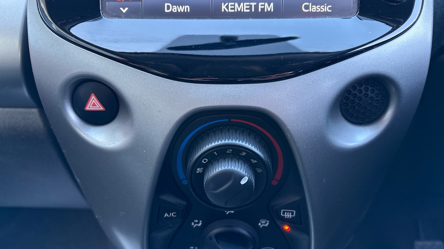 Used Toyota AYGO 2016 for sale - 77363943: Photo 25