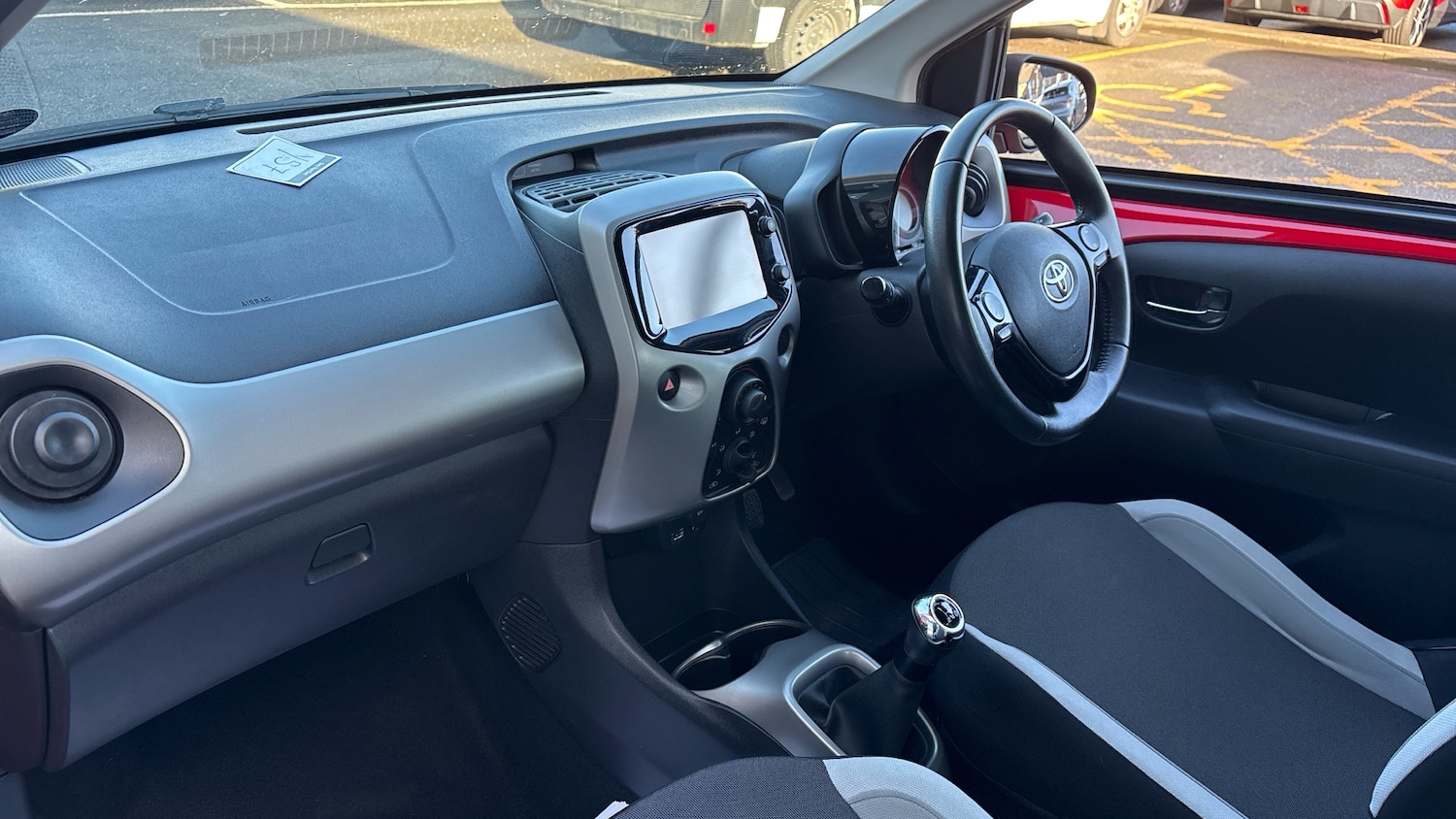 Used Toyota AYGO 2016 for sale - 77363943: Photo 9