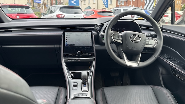 Used Lexus LBX 2024 for sale - 76157691: Photo 10