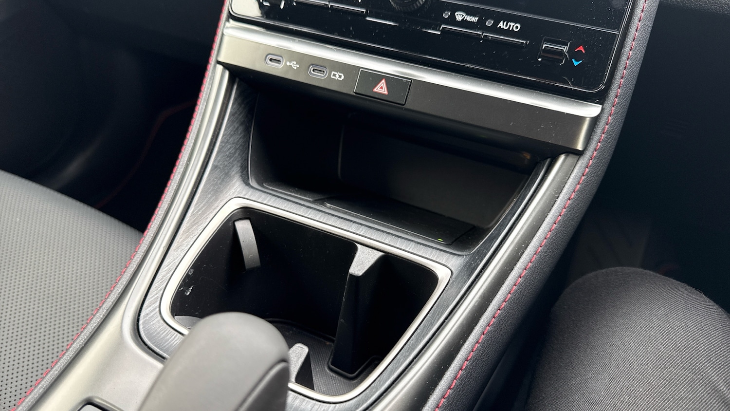 Used Lexus LBX 2024 for sale - 76157691: Photo 31